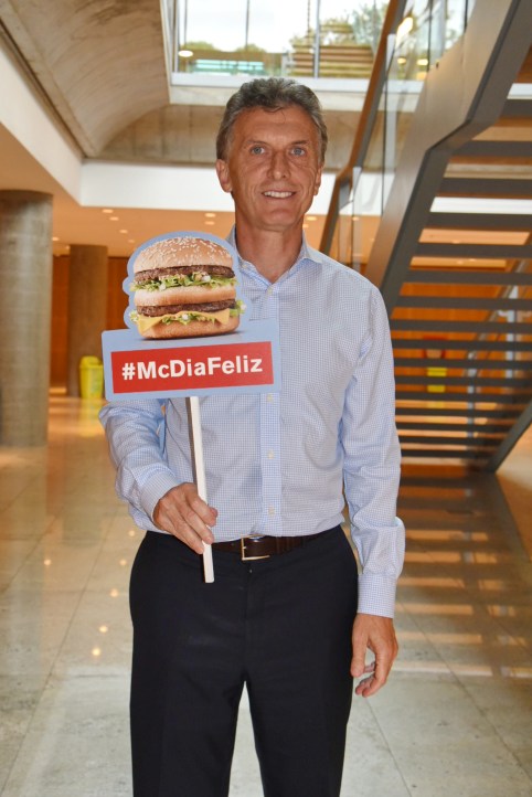 mauricio-macri-en-mcdia-feliz