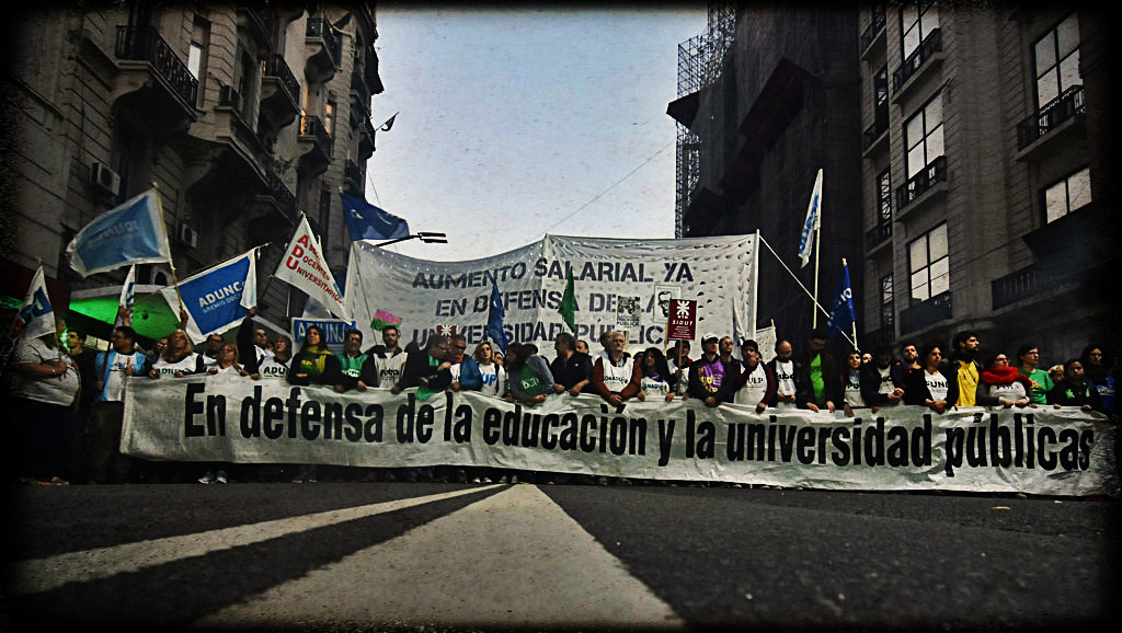 El Movimiento Estudiantil sigue la lucha – Partido por la Revolución y ...